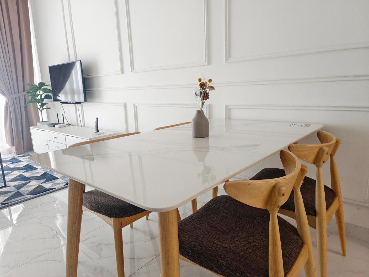 One Bedroom Troika Kota Bharu By Aghome, Modern Design 外观 照片
