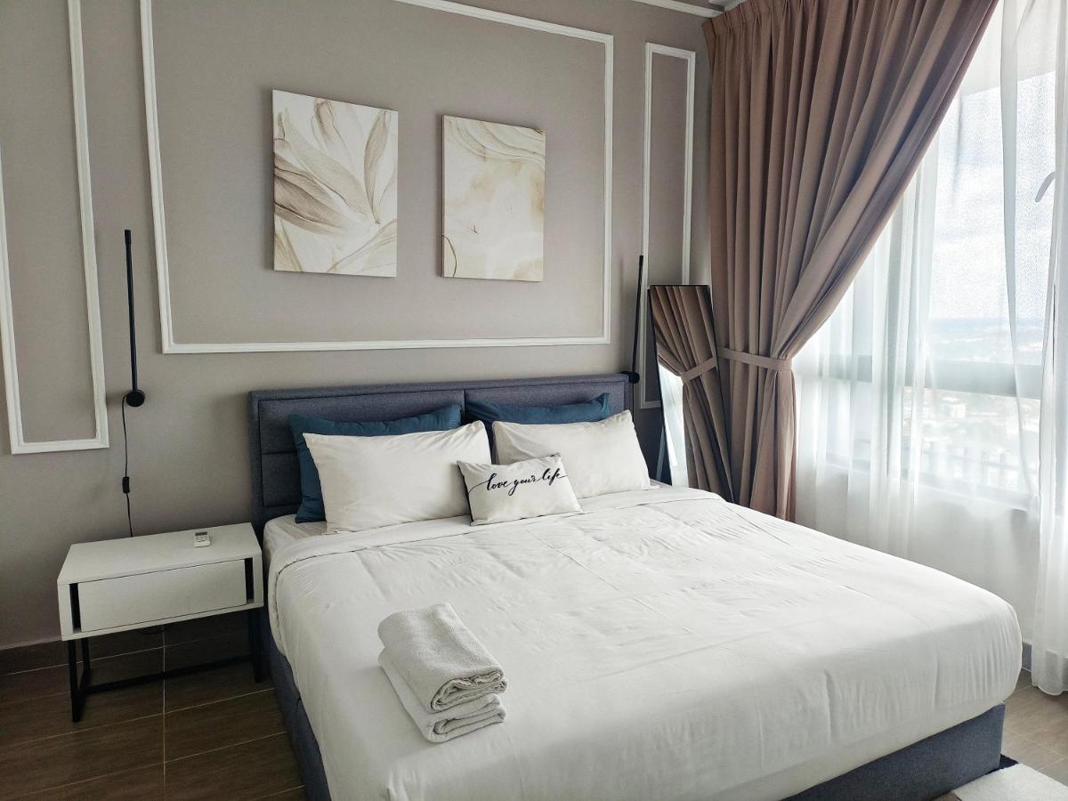 One Bedroom Troika Kota Bharu By Aghome, Modern Design 外观 照片