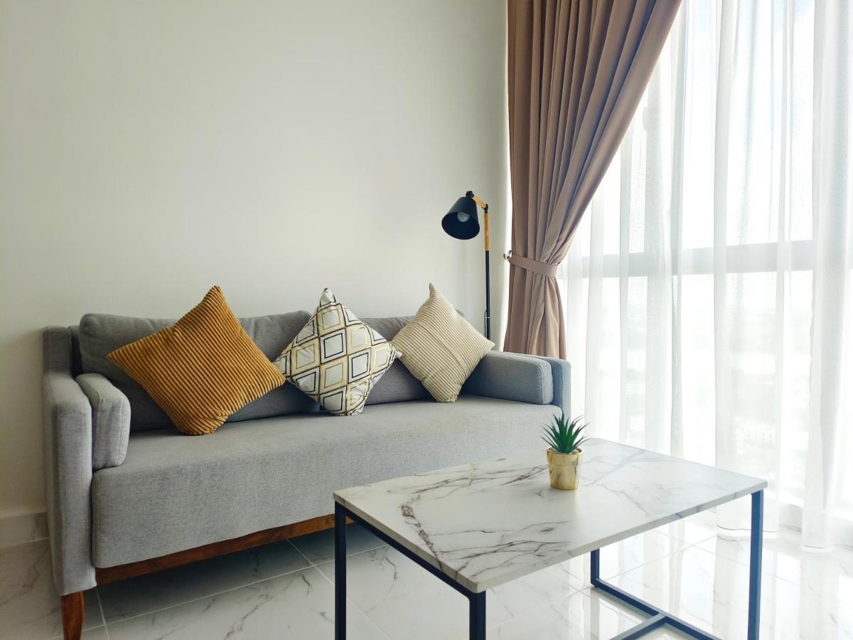 One Bedroom Troika Kota Bharu By Aghome, Modern Design 外观 照片