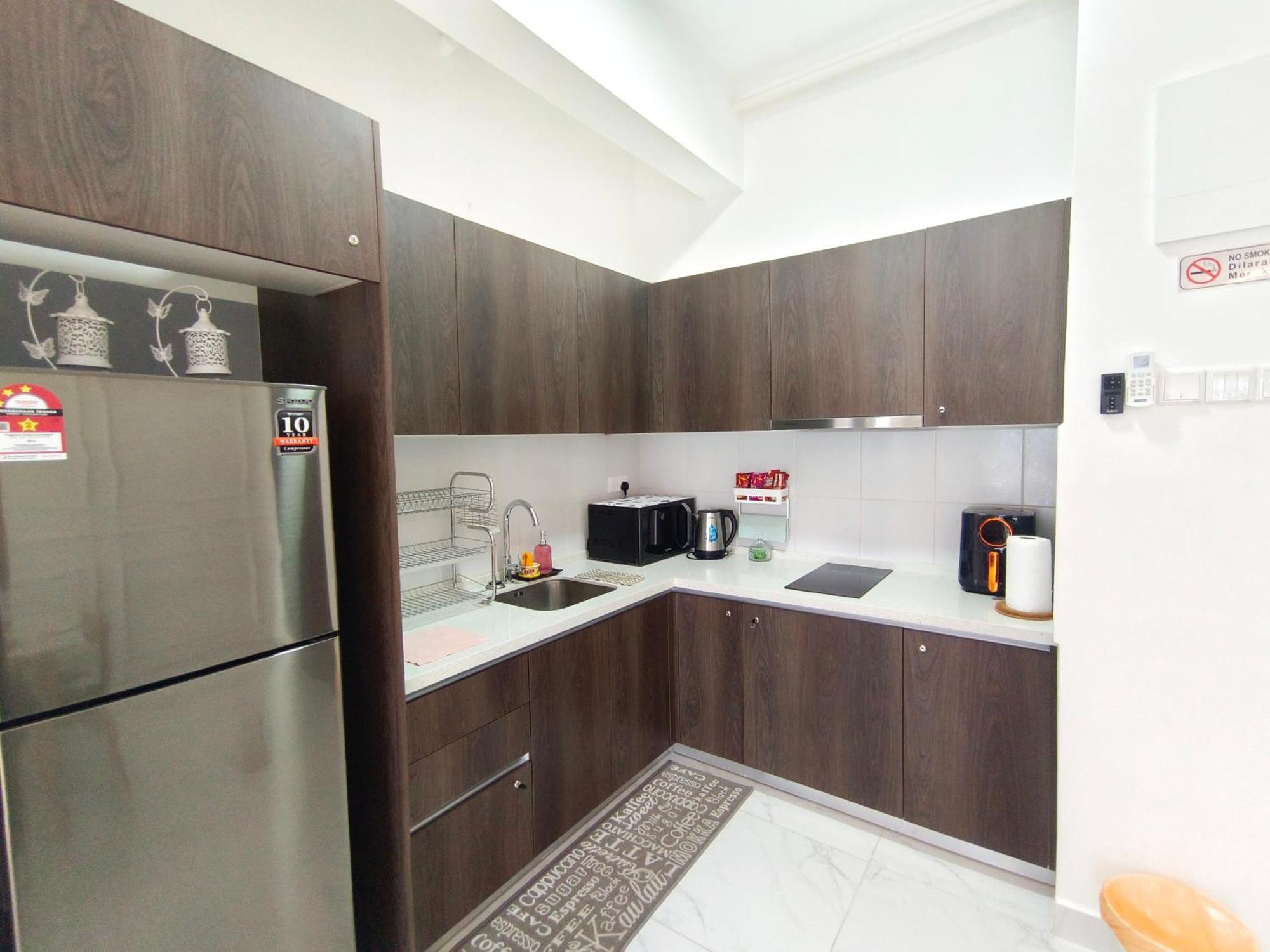 One Bedroom Troika Kota Bharu By Aghome, Modern Design 外观 照片