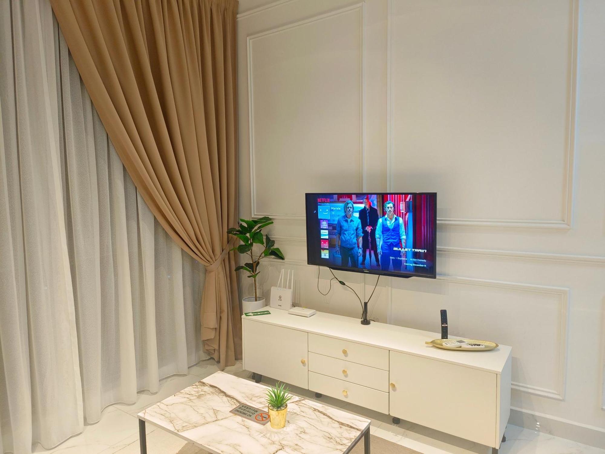 One Bedroom Troika Kota Bharu By Aghome, Modern Design 外观 照片