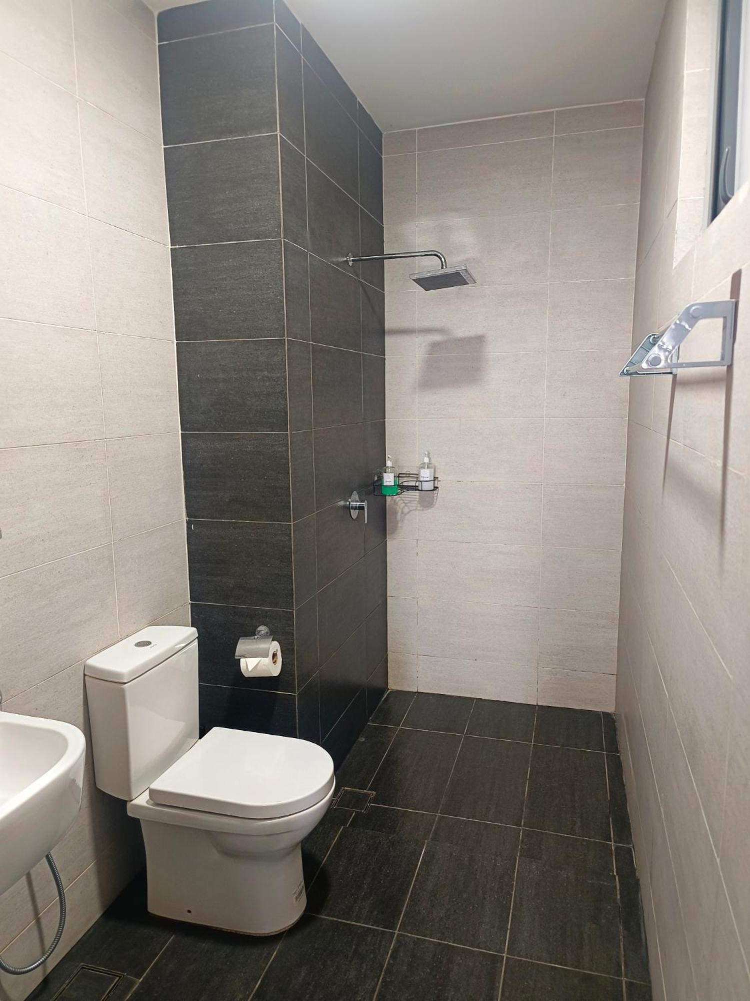 One Bedroom Troika Kota Bharu By Aghome, Modern Design 外观 照片